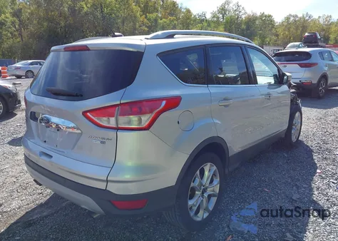 2016 Ford Escape Titanium из США, поврежденный, VIN 1FMCU9JX8GUC24164